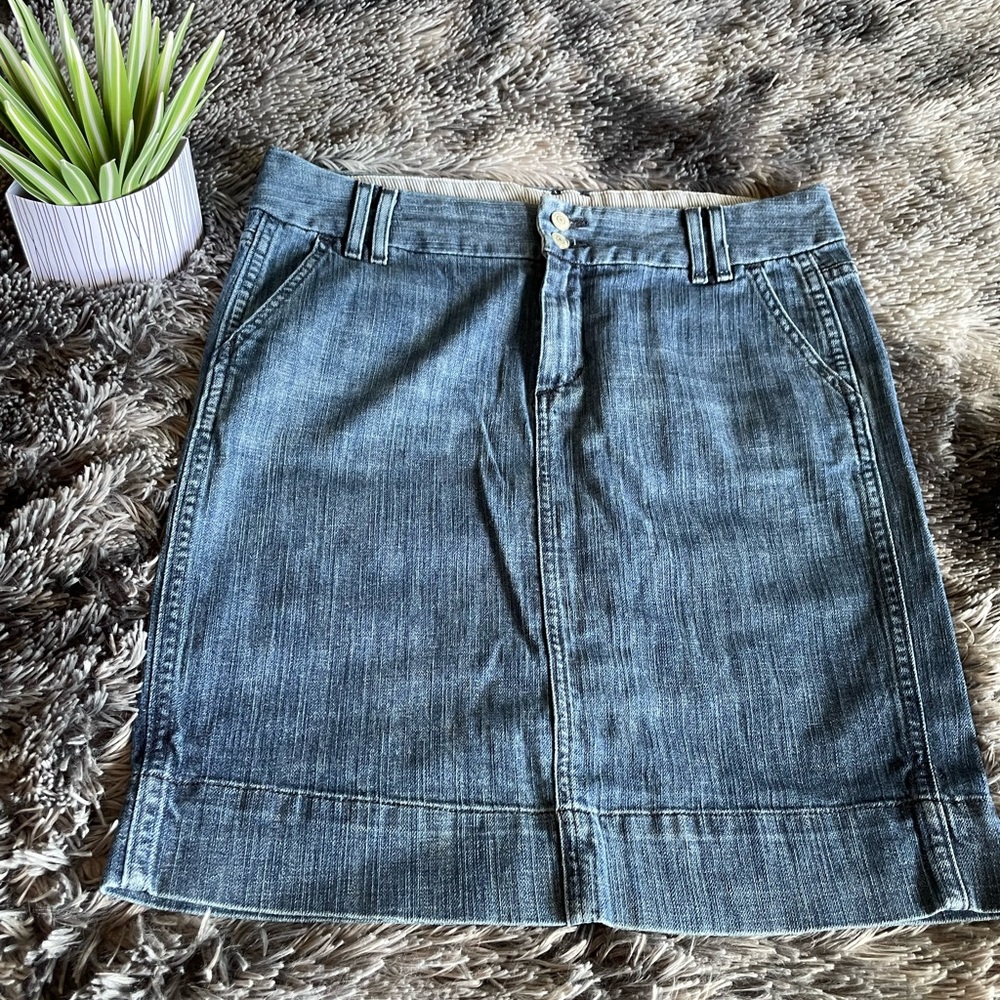 Gap vintage limited edition denim pencil skirt size 6